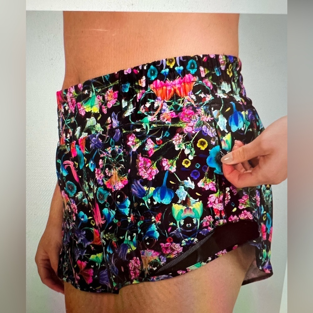 Lululemon Hotty Hot High Rise lined Flowerscope Black Multi size 0 - Picture 14 of 14